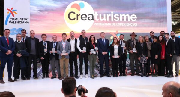 Premio CreaTurisme Mejor Experiencia a la piel de la vid enoturismo de la Cooperativa de Viver Fitur 2023