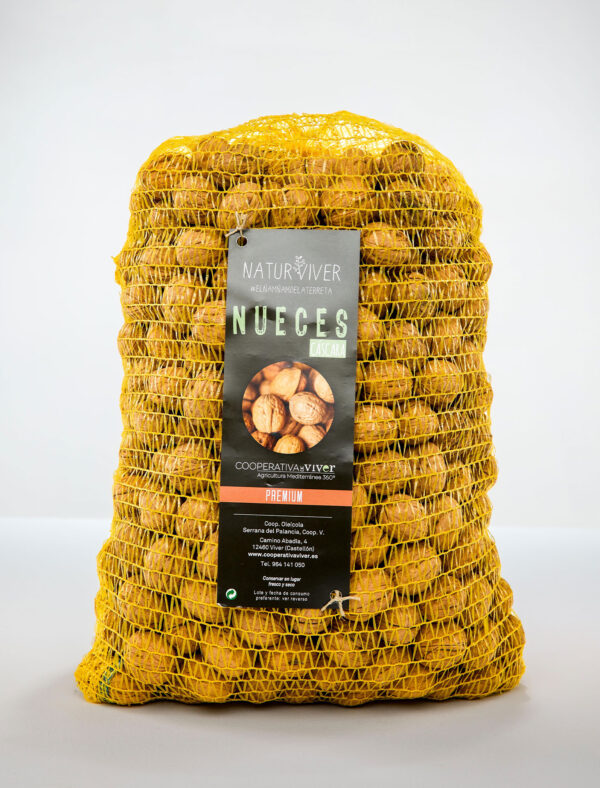 nueces en cáscara premium