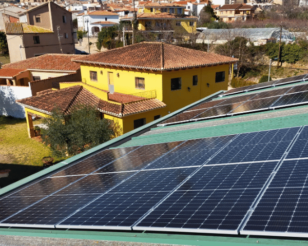 Comunidad energético local de Viver Instalación fotovoltaica de la Comunidad Energética Local de Viver